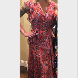 Ava & Aiden Size M Ruffled Wrap Dress